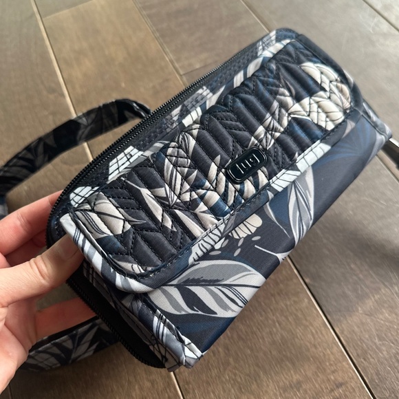 Lug kickflip crossbody palm print - Picture 2 of 8